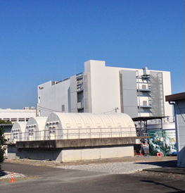 アステラス製薬